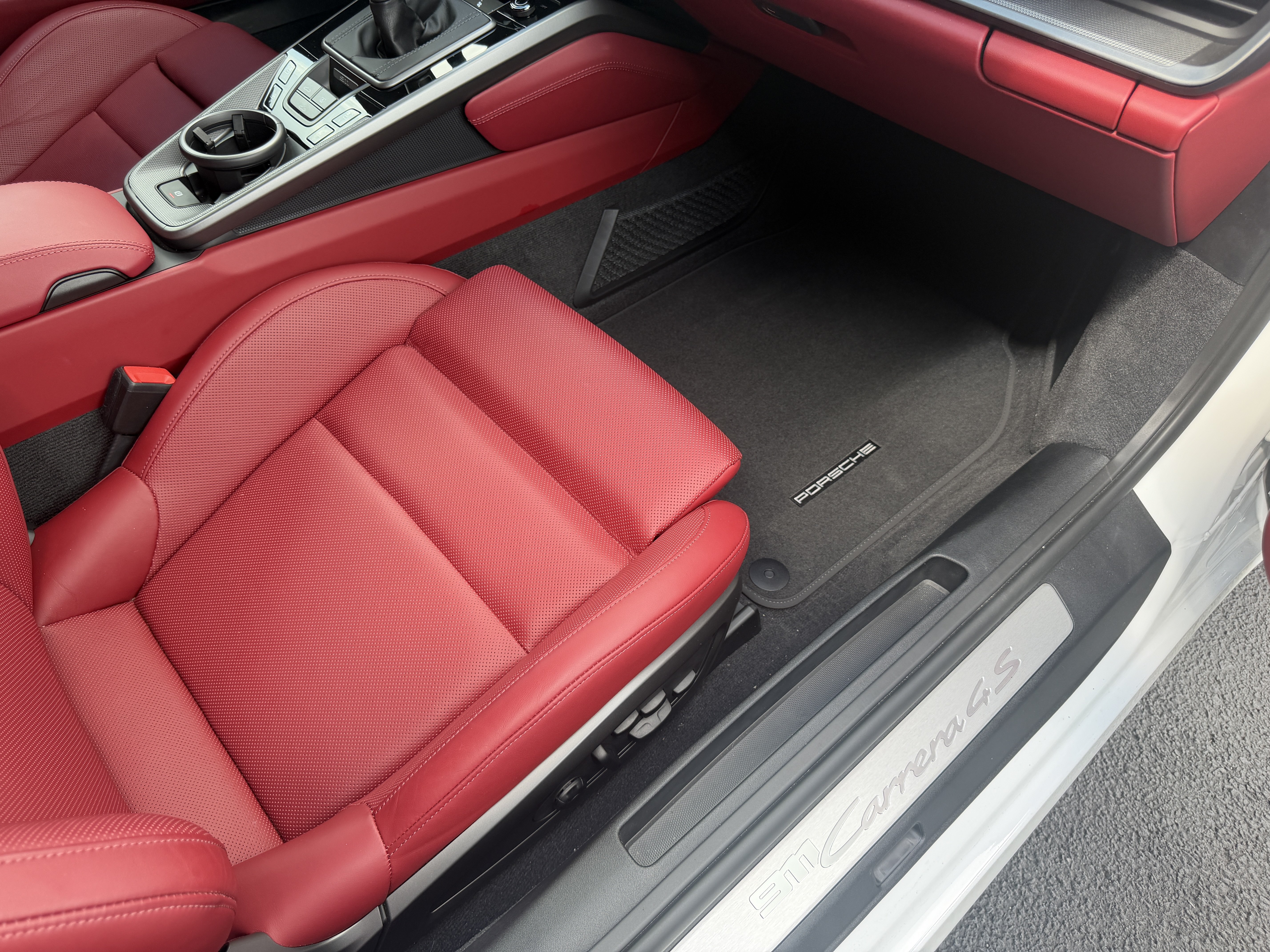 Certified 2023 Porsche 911 Carrera 4S AWD/4WD image 18
