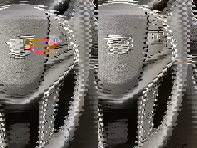 New 2026 Cadillac XT5 Luxury image 13