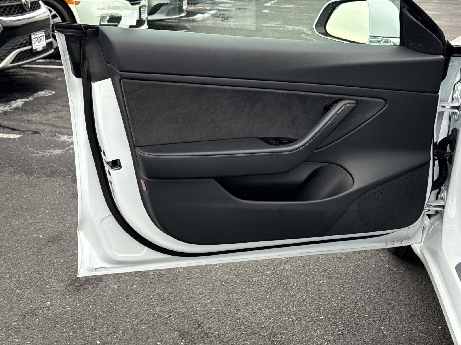 Used 2019 Tesla Model 3 Standard Range Plus image 15