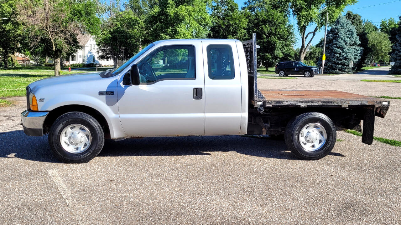 Used 2000 Ford F250 Lariat image 3