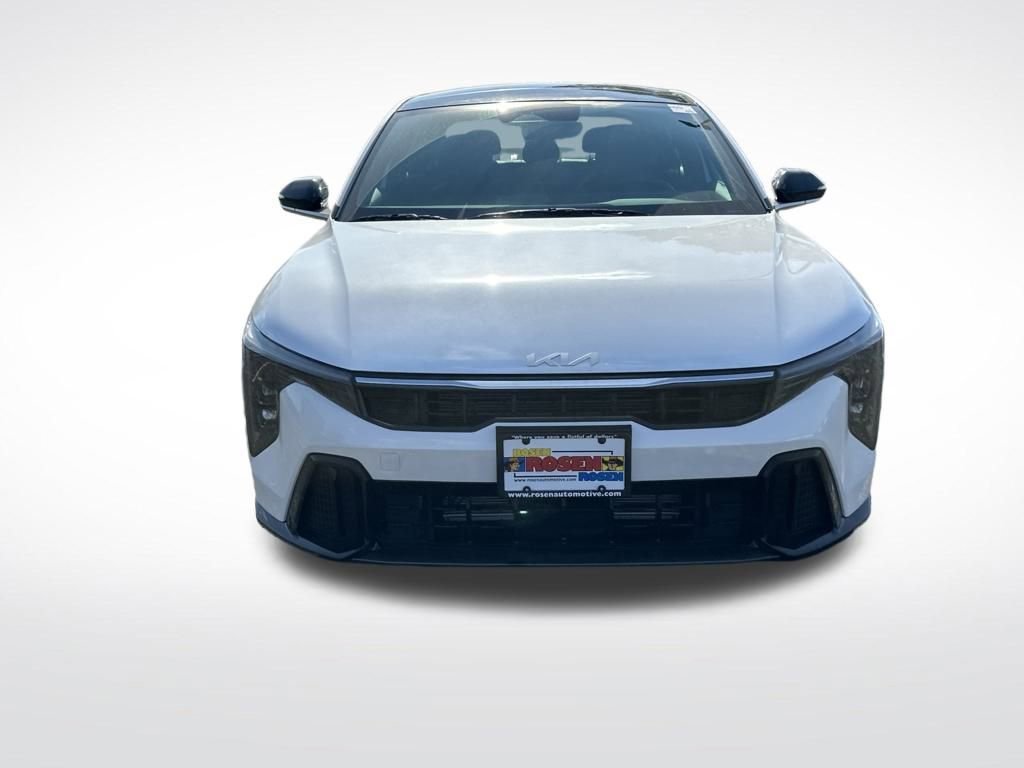 New 2025 Kia K4 GT-Line image 8