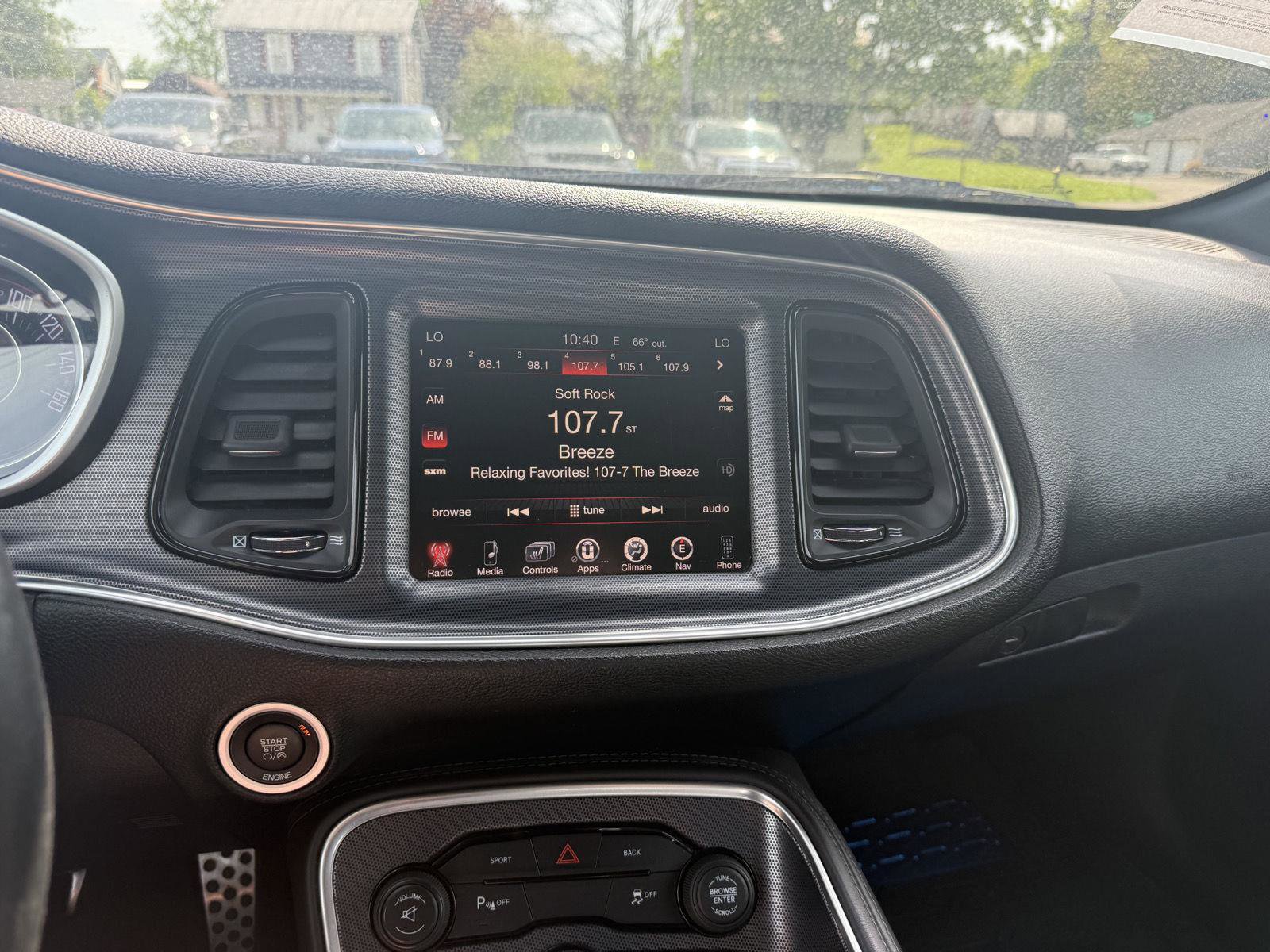 Used 2015 Dodge Challenger SXT Plus w/ Driver Convenience Group RWD image 20