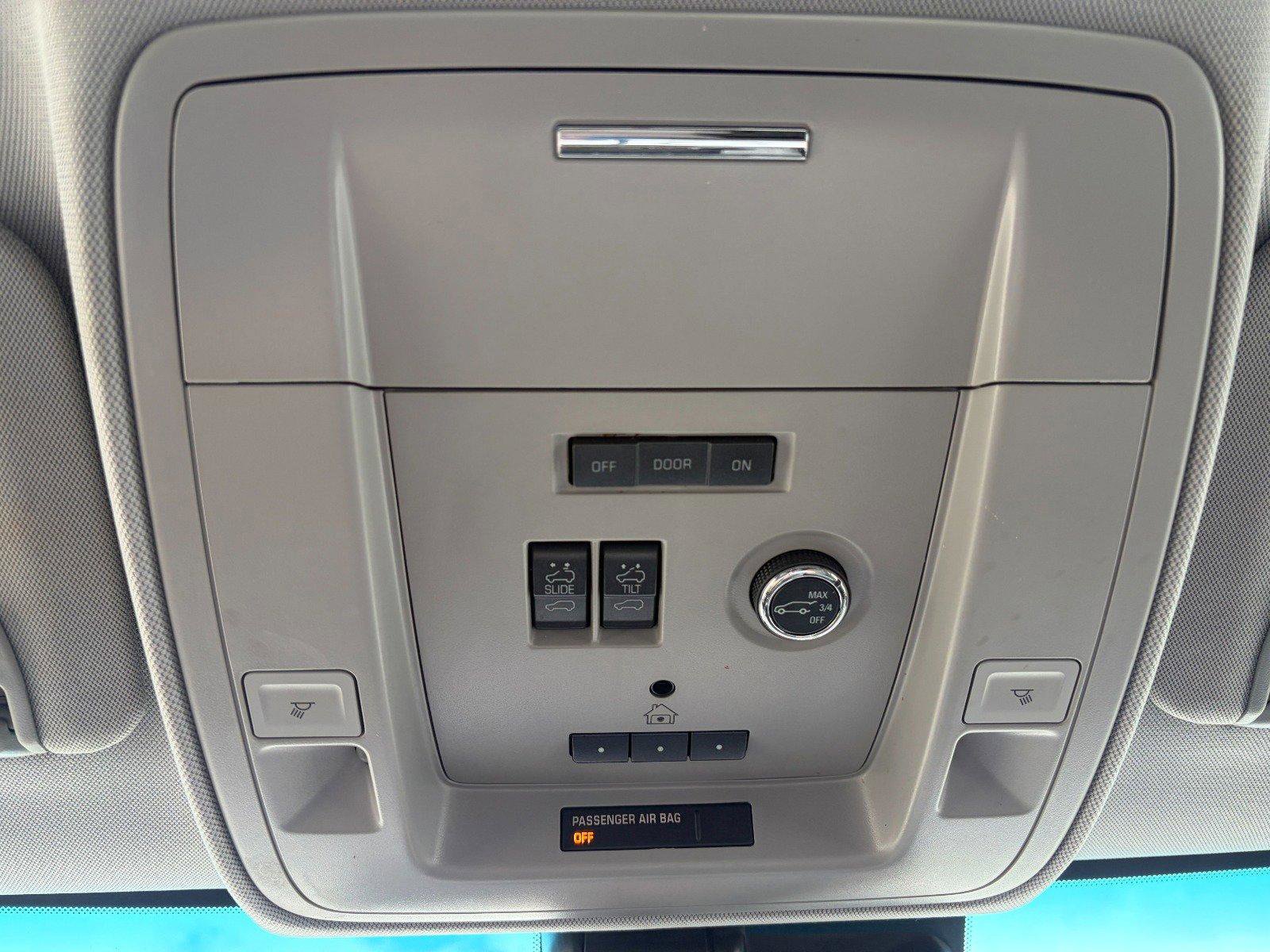 Used 2015 Chevrolet Tahoe LT AWD/4WD image 19