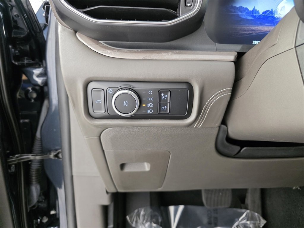 Used 2023 Ford Explorer Platinum w/ Technology Package image 27