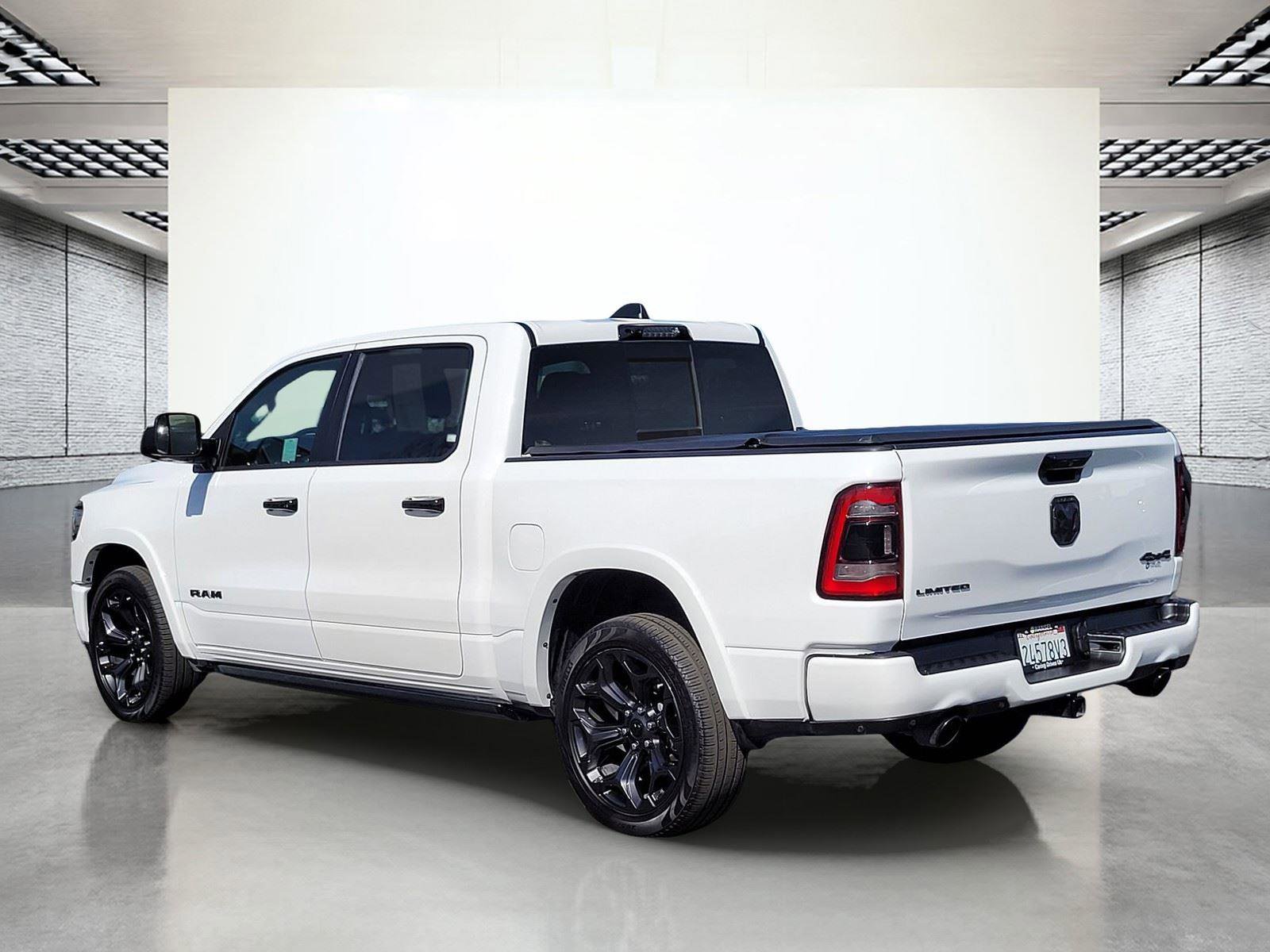 Used 2023 RAM 1500 Limited image 9
