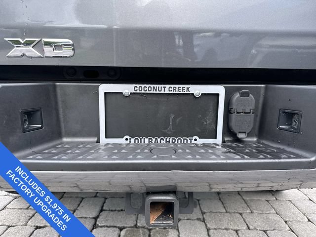 Used 2019 Nissan Titan PRO-4X w/ Pro-4x Utility Package AWD/4WD image 13