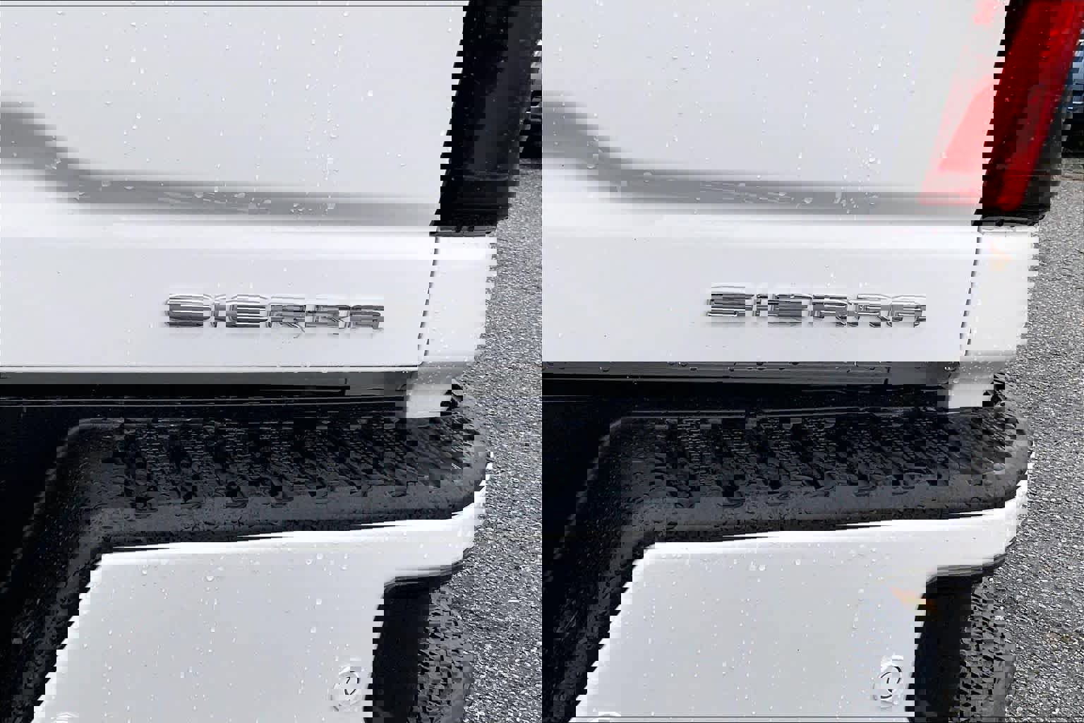 Used 2025 GMC Sierra 2500 Denali image 9