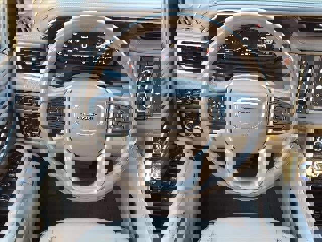 Certified 2022 GMC Yukon Denali image 7