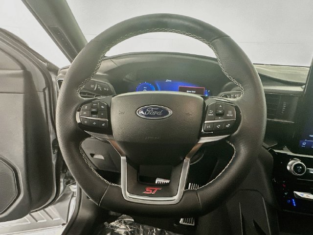 Used 2023 Ford Explorer ST w/ Equipment Group 401A AWD/4WD image 13