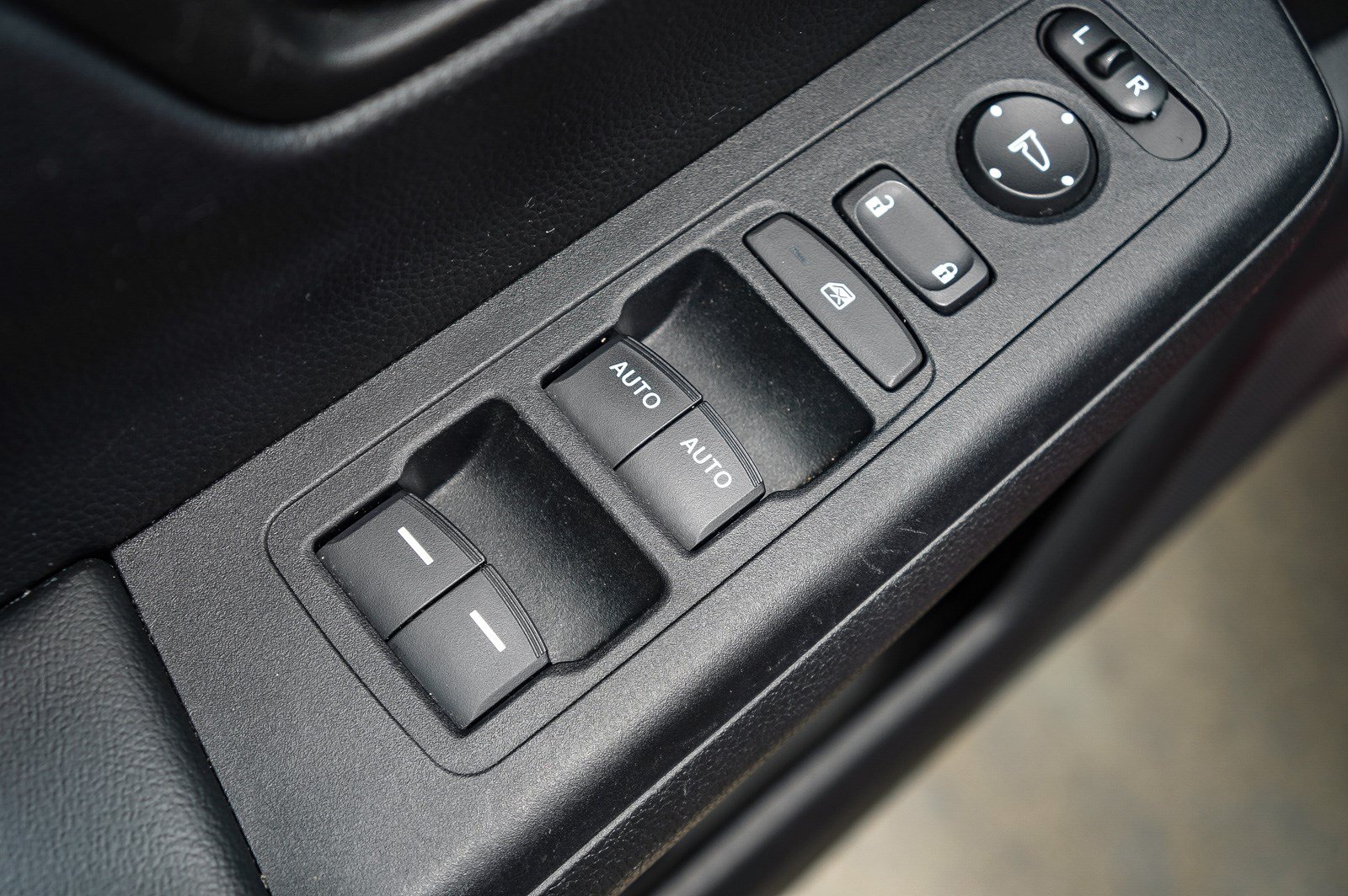 Used 2024 Honda CR-V Sport image 24