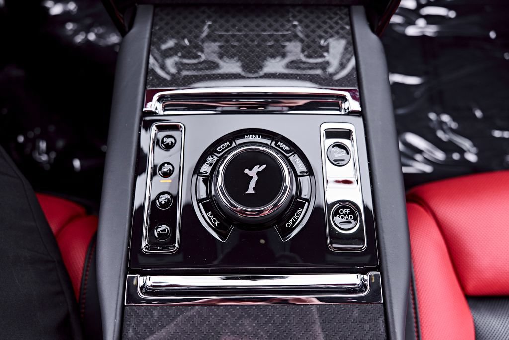 Used 2024 Rolls-Royce Cullinan Black Badge w/ Driver's Package AWD/4WD image 73