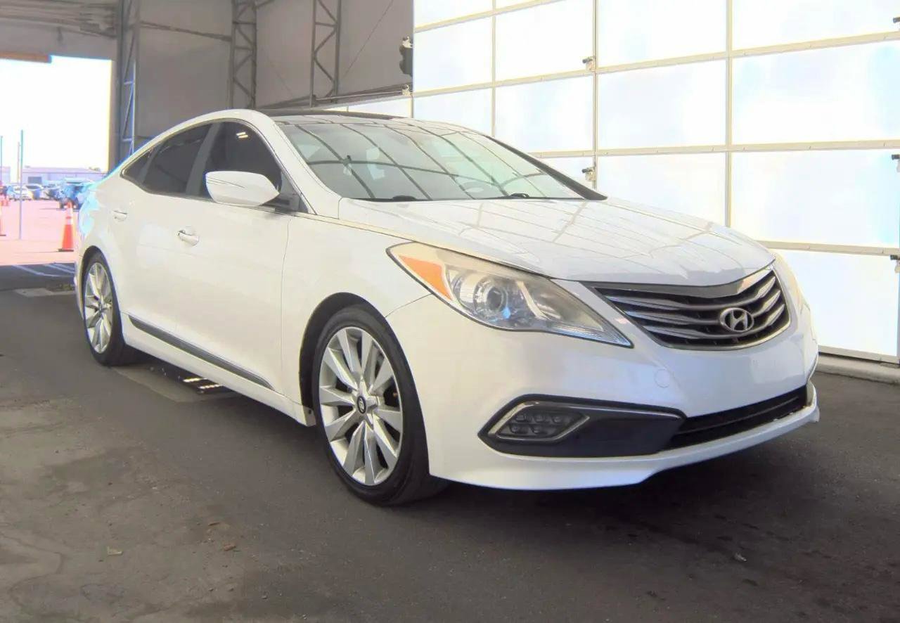 Used 2015 Hyundai Azera Limited FWD image 3