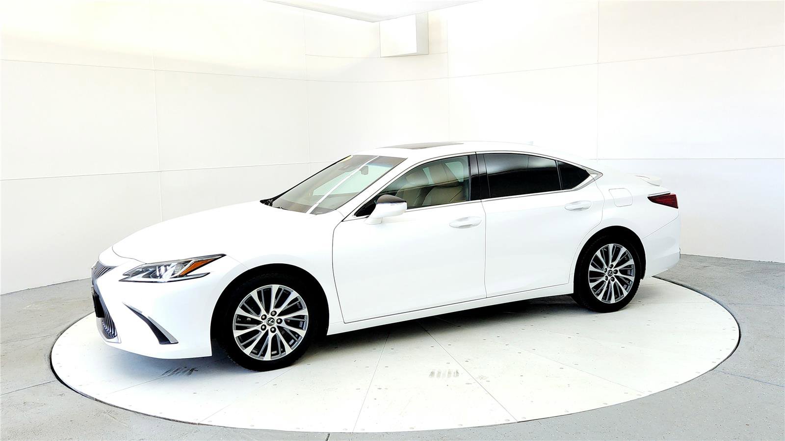 Used 2021 Lexus ES 250 w/ Premium Package AWD/4WD image 4