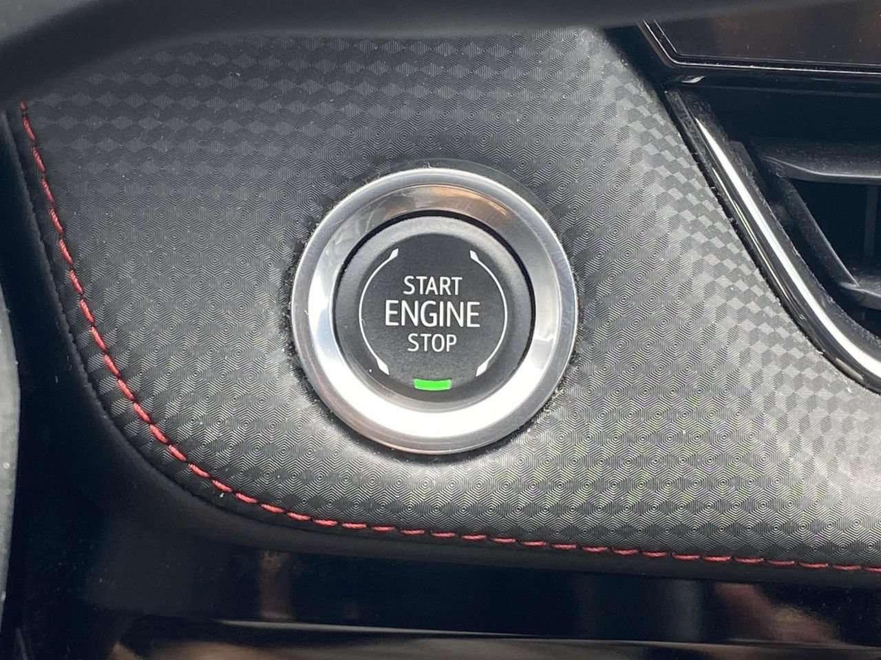 Used 2025 Chevrolet Equinox RS w/ Safety and Technology Package FWD image 24