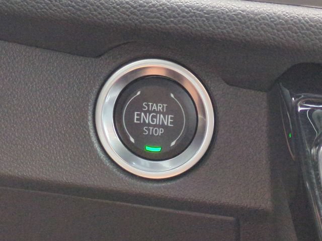 Used 2025 Chevrolet Traverse LT FWD image 35