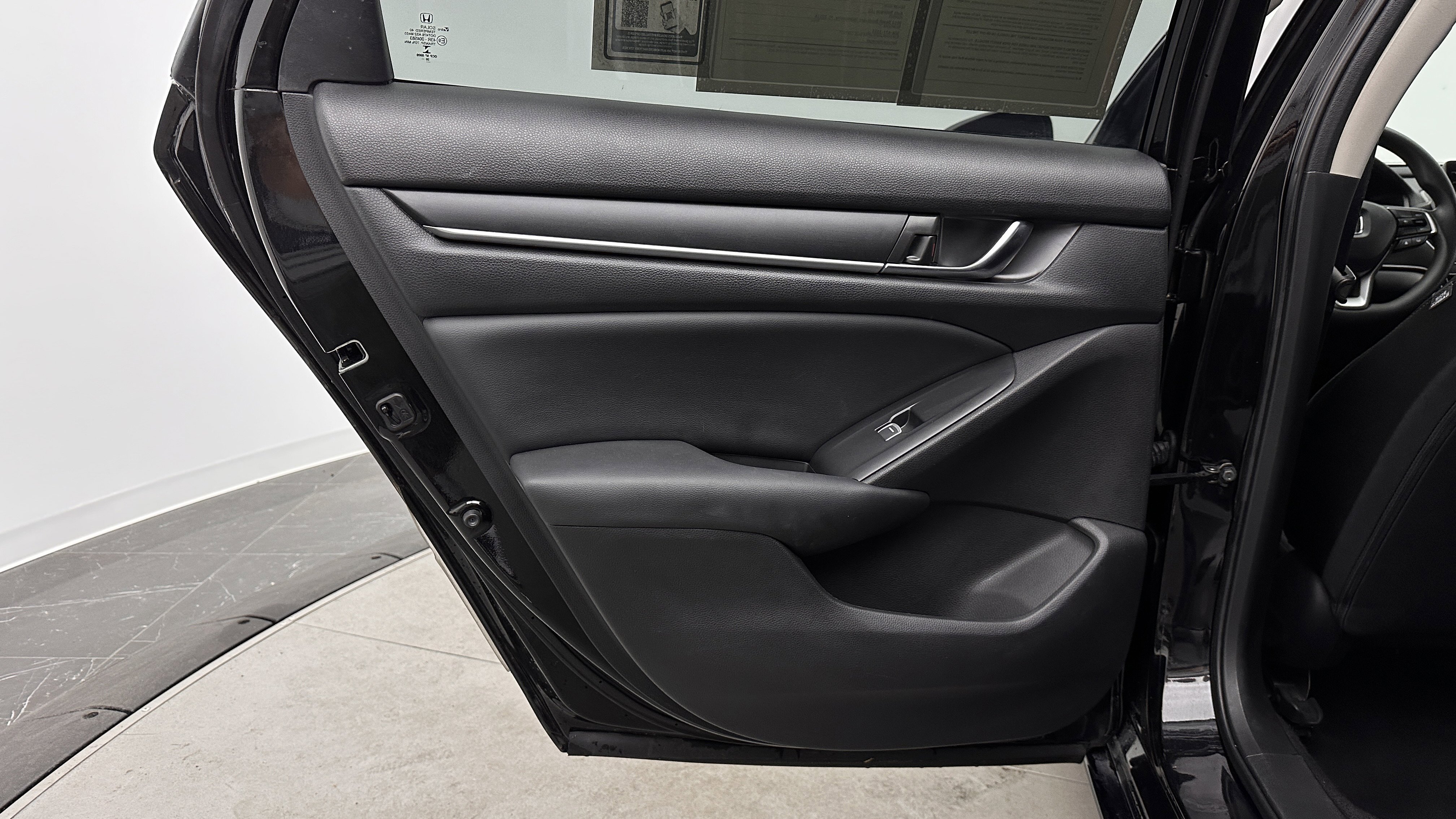 Used 2021 Honda Accord LX image 23