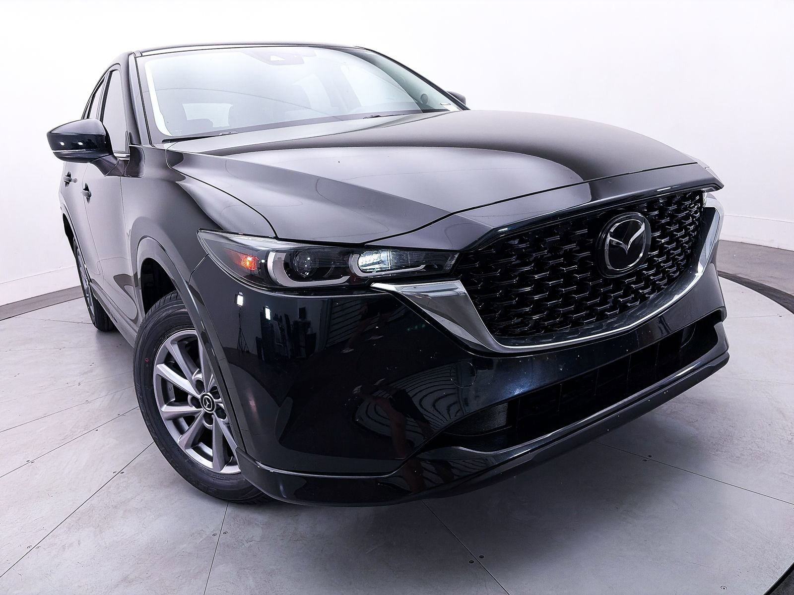 Used 2024 MAZDA CX-5 AWD 2.5 S w/ Select Package image 6