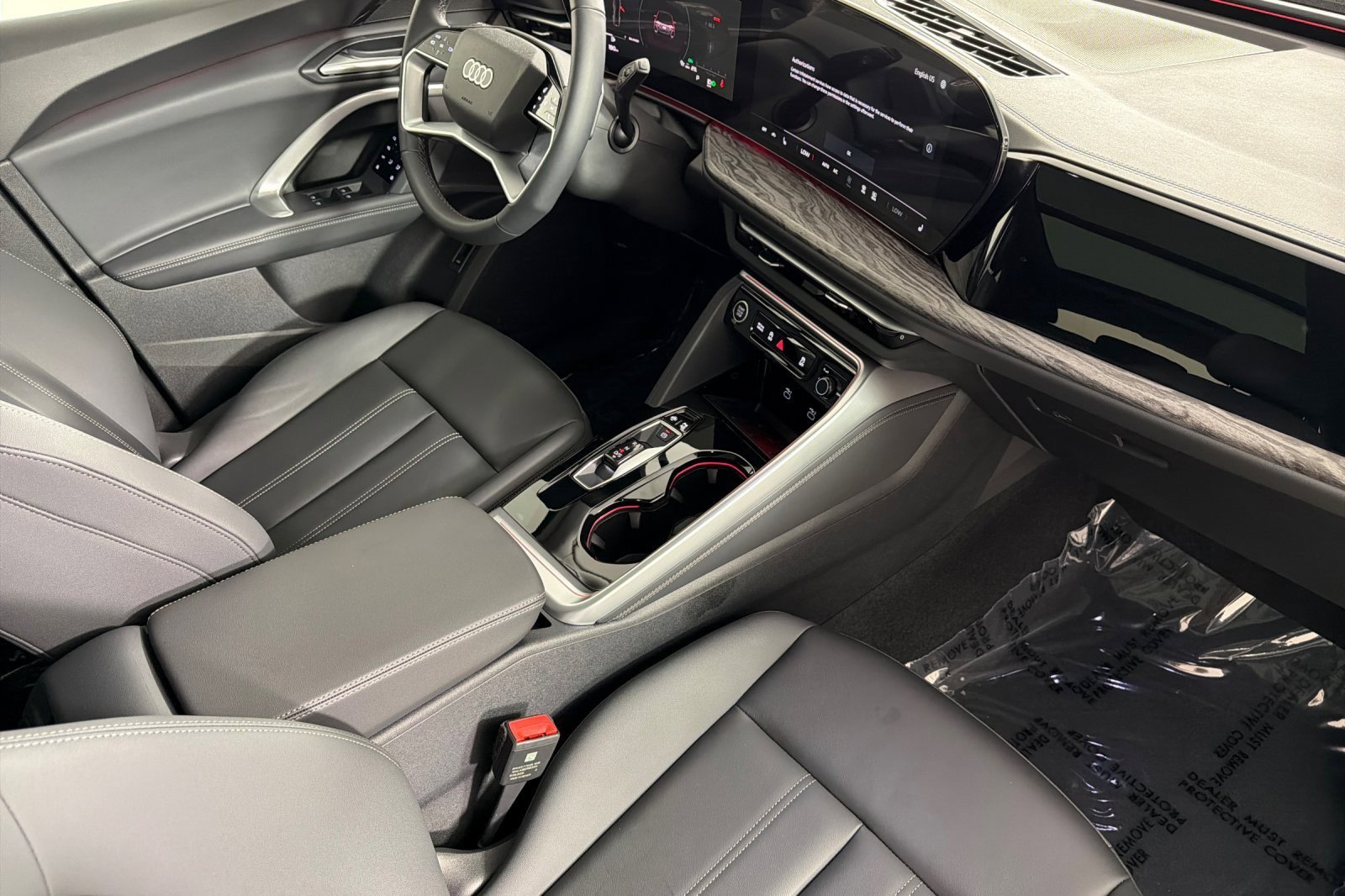 Used 2025 Audi Q5 Premium w/ Convenience Package image 15