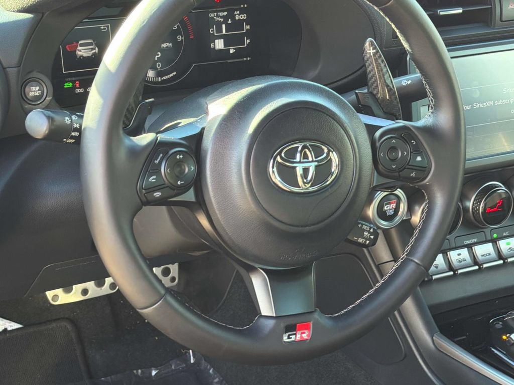Used 2022 Toyota GR86 Premium RWD image 16