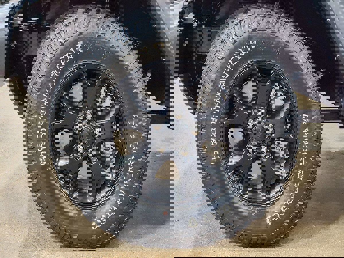 Used 2021 Jeep Wrangler Unlimited Sport image 19