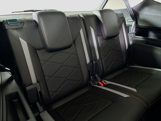 New 2026 Volkswagen Atlas Peak Edition AWD/4WD image 28