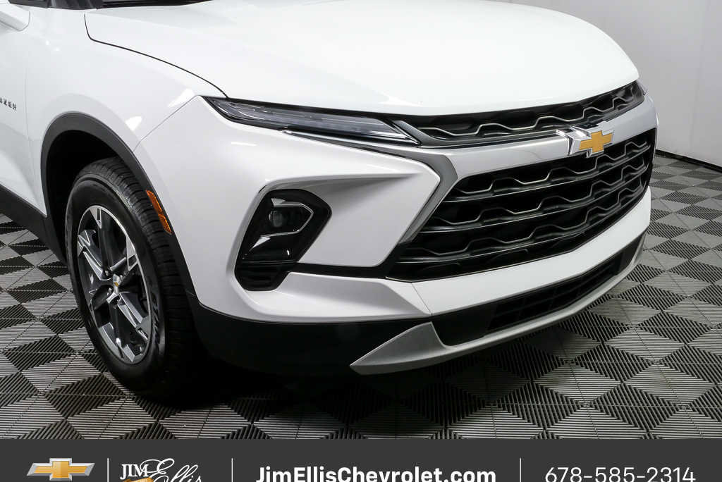Certified 2025 Chevrolet Blazer LT image 34