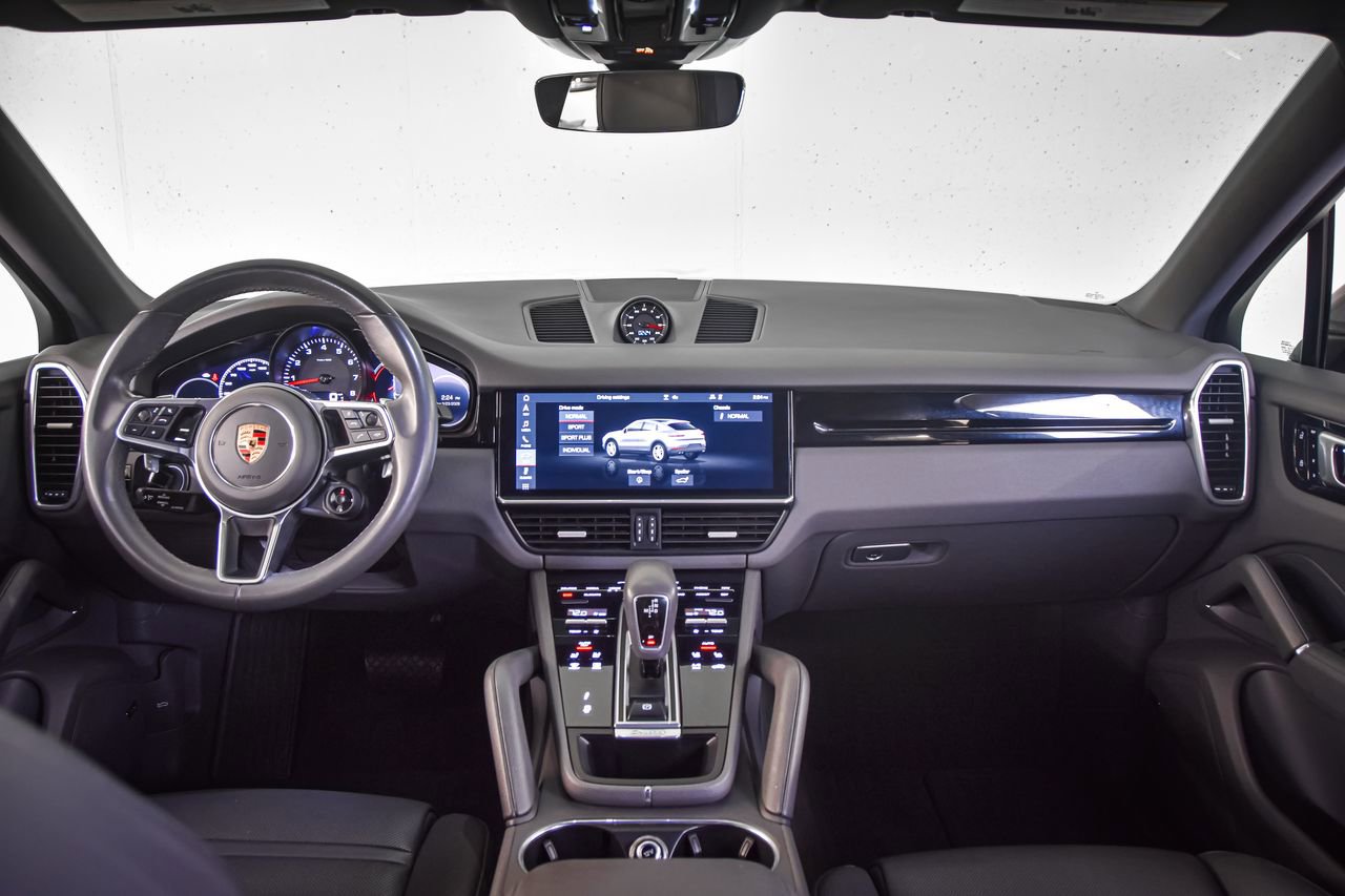 Certified 2020 Porsche Cayenne image 23