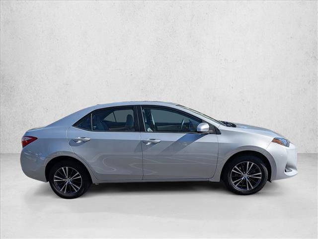 Used 2017 Toyota Corolla LE image 4