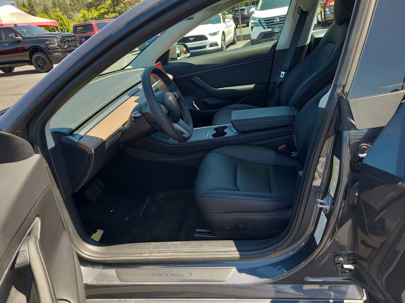 Used 2021 Tesla Model 3 Standard Range Plus RWD image 19