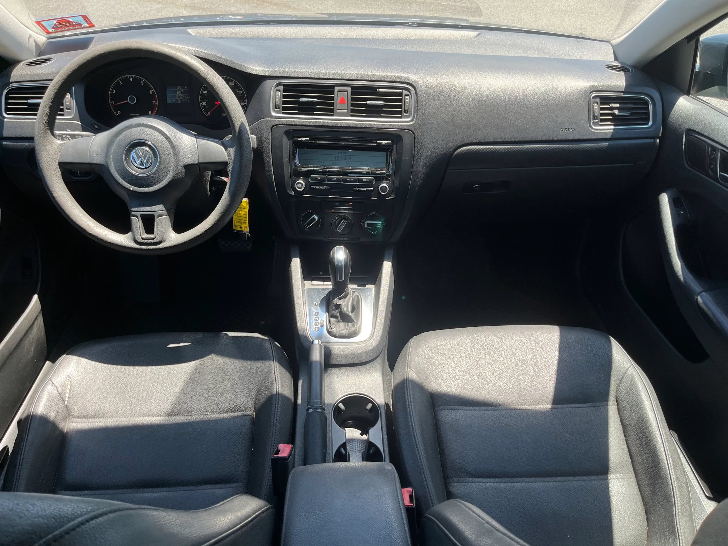 Used 2011 Volkswagen Jetta SE FWD image 7