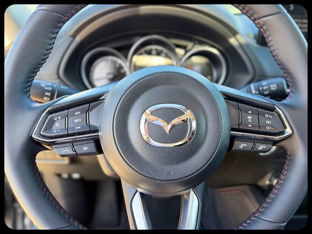 Used 2025 MAZDA CX-5 Carbon Edition image 33