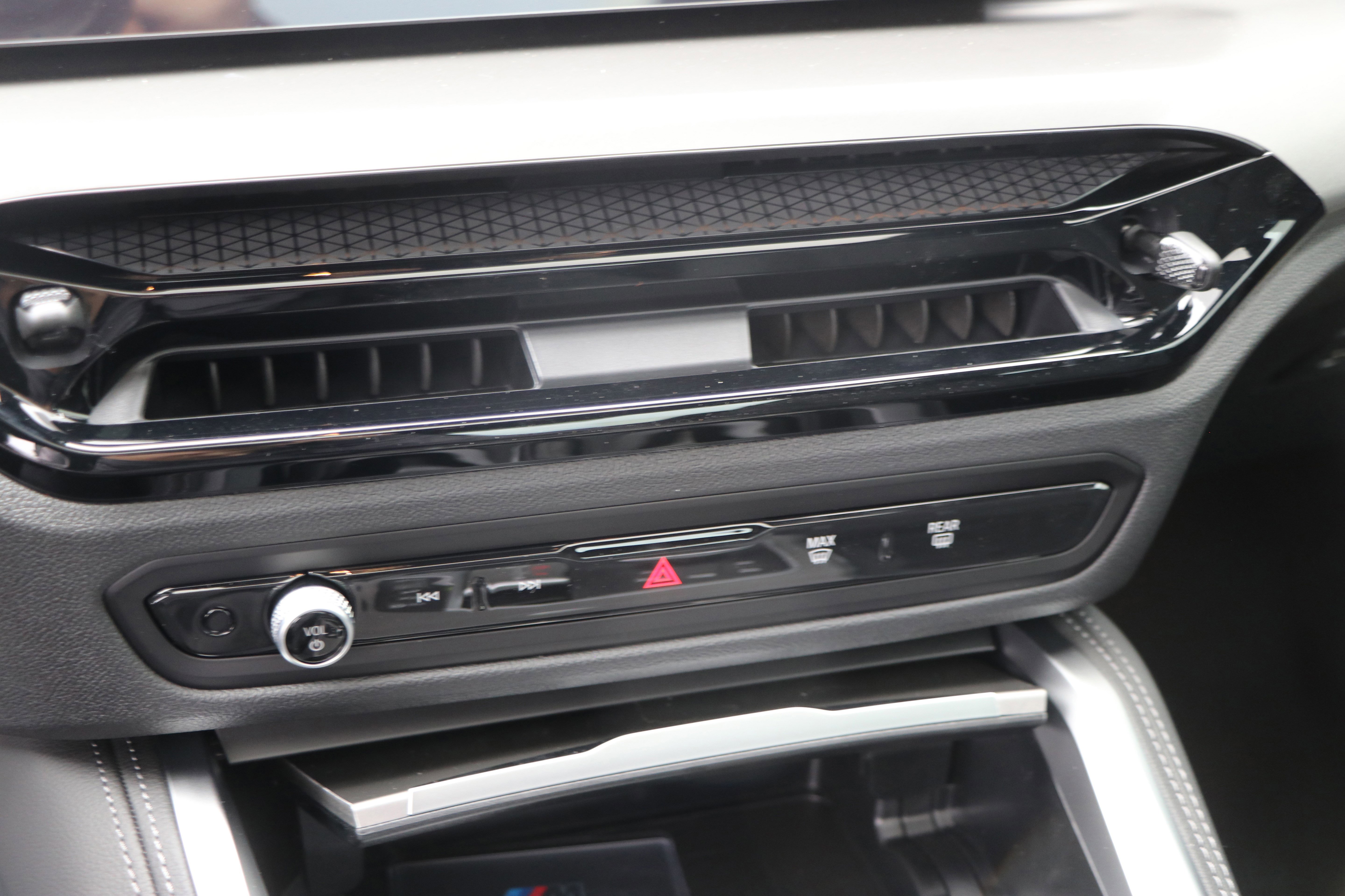 Certified 2026 BMW 440i xDrive Coupe w/ Premium Package image 23