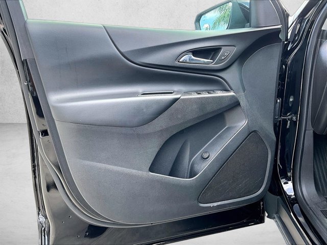 Used 2022 Chevrolet Equinox LT FWD image 18