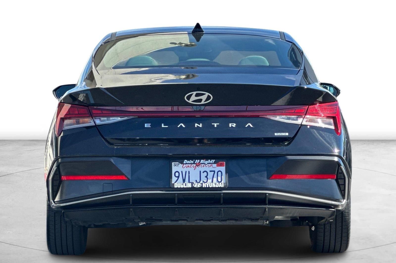 Certified 2025 Hyundai Elantra Limited image 6