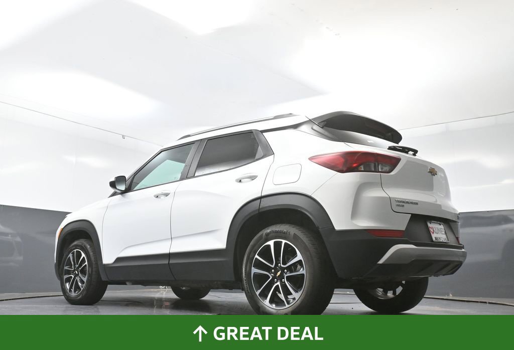 Used 2025 Chevrolet TrailBlazer LT AWD/4WD image 56
