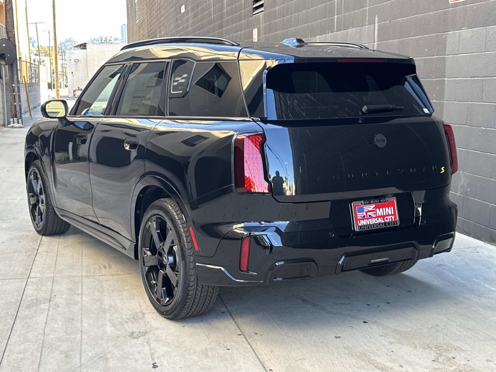 New 2026 MINI Cooper Countryman SE w/ Comfort Package Max image 3