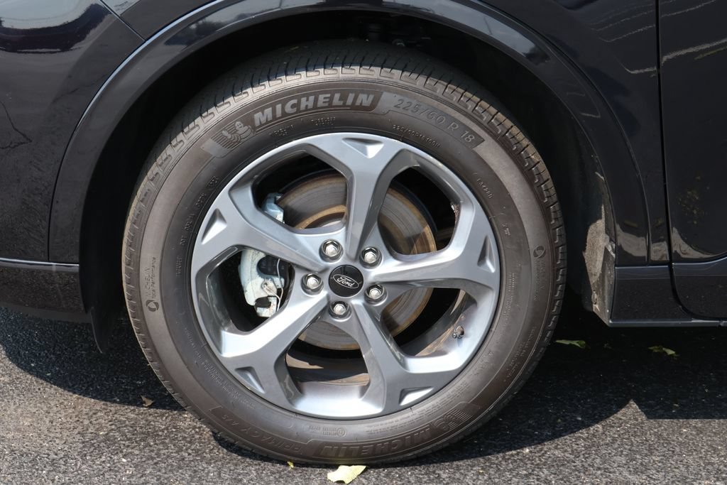 Used 2024 Ford Escape ST-Line w/ Tech Pack #1 AWD/4WD image 13