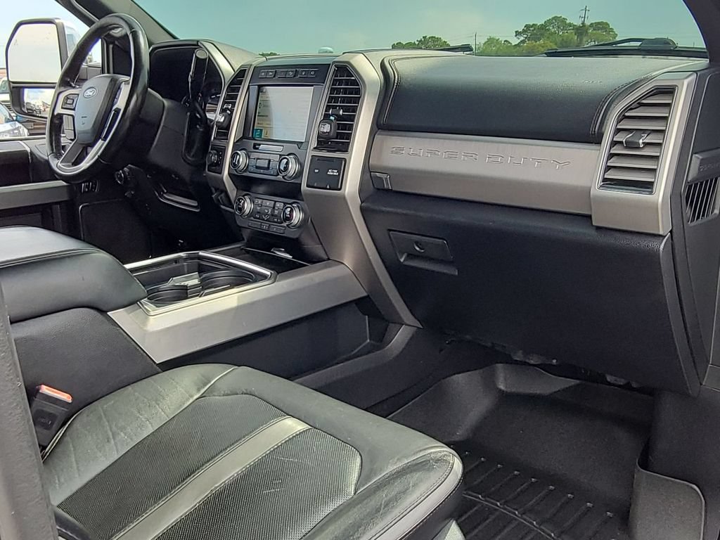 Used 2019 Ford F250 Platinum w/ Platinum Ultimate Package AWD/4WD image 30