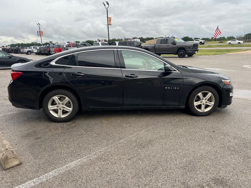 Used 2020 Chevrolet Malibu LS FWD image 5