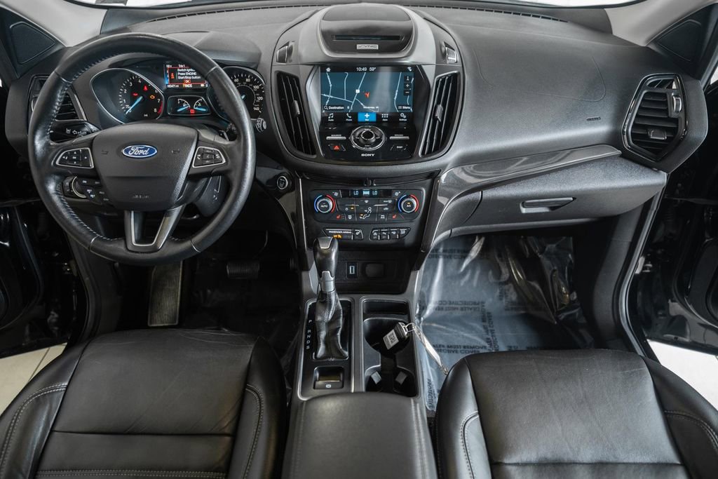 Used 2017 Ford Escape Titanium w/ Equipment Group 301A AWD/4WD image 18