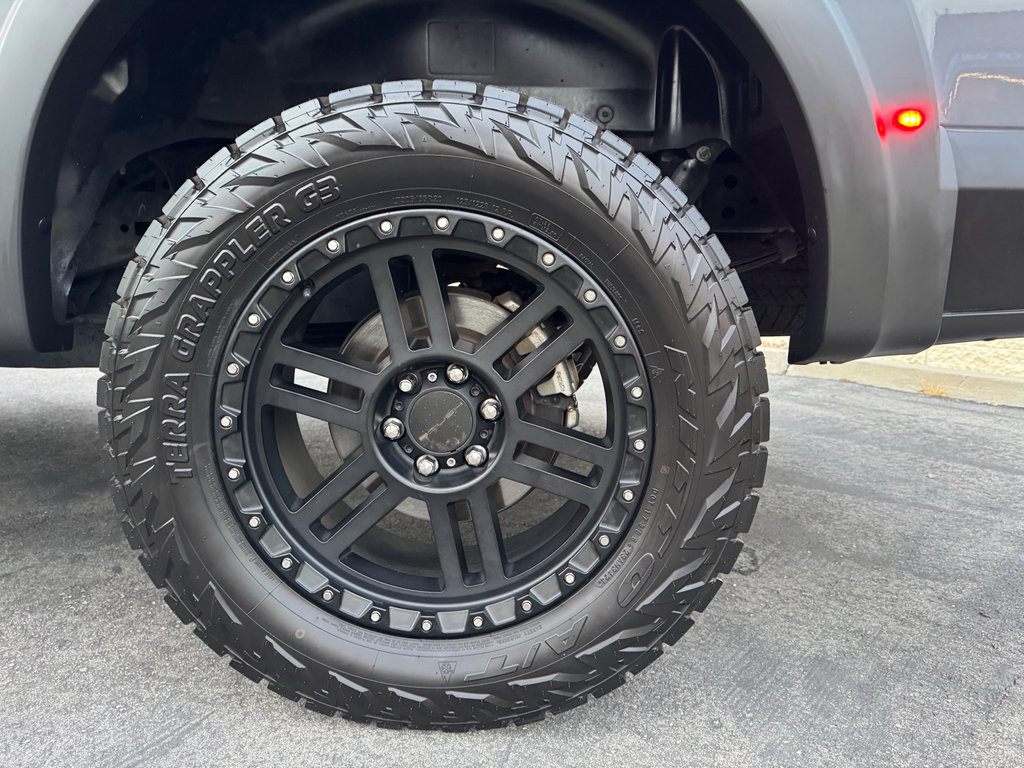 Used 2020 Ford F150 Lariat image 10