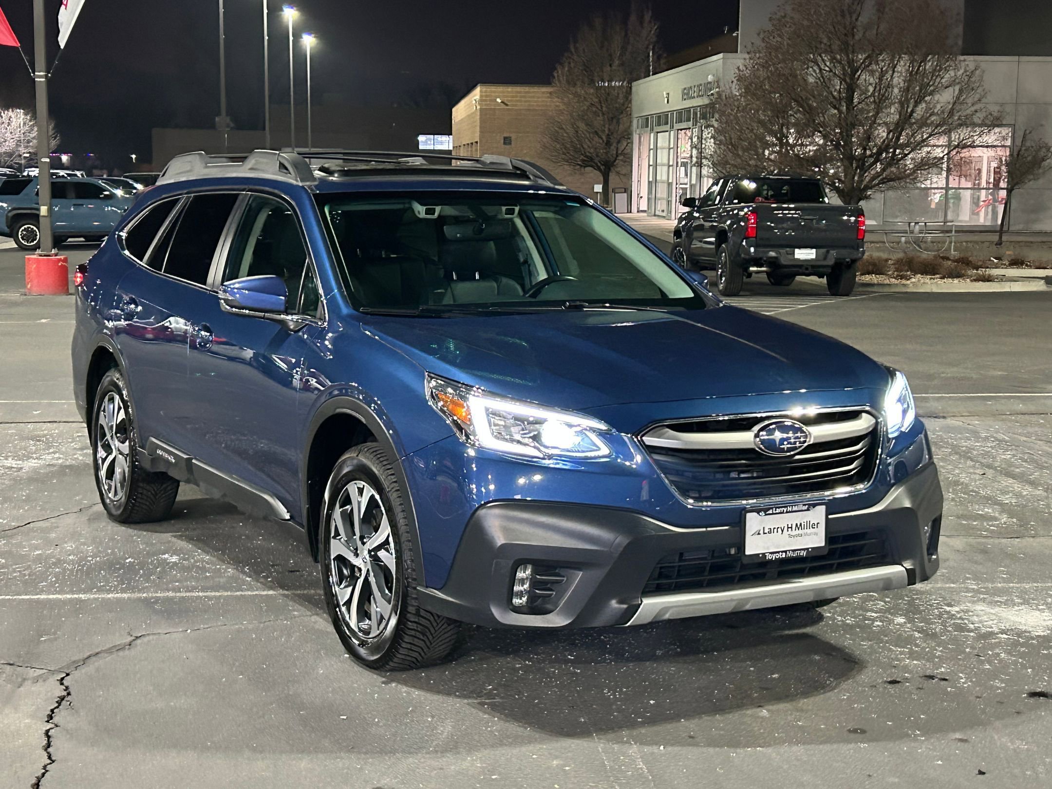 Used 2022 Subaru Outback Limited XT image 7