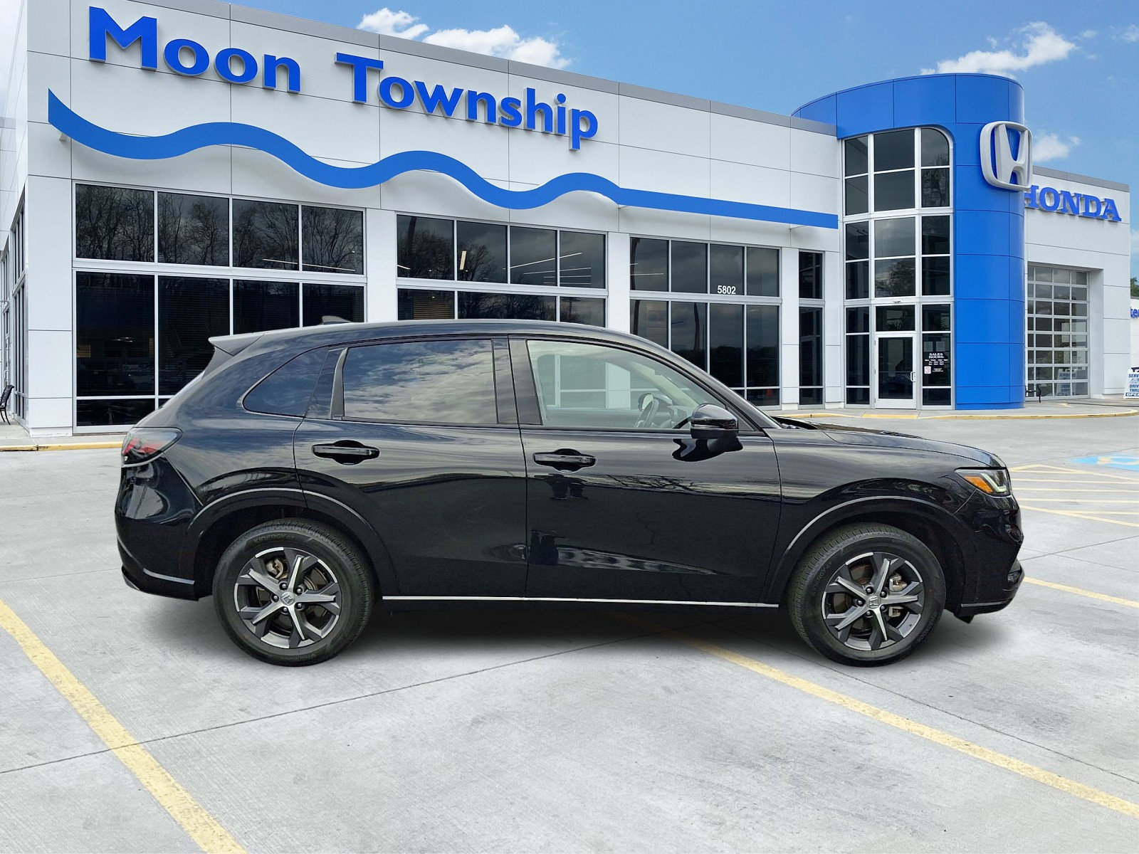 Used 2024 Honda HR-V EX-L image 7