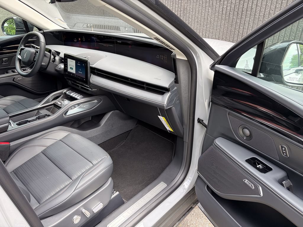 New 2026 Lincoln Nautilus Reserve AWD/4WD image 27