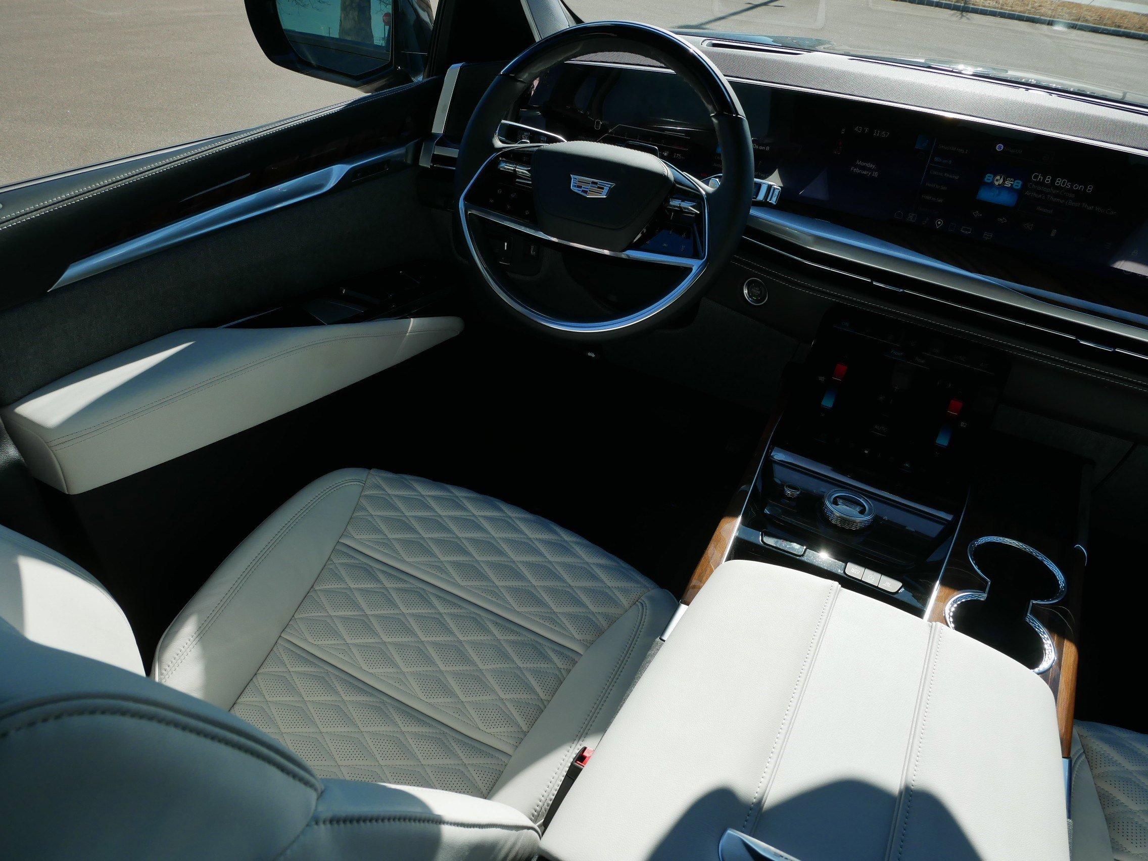 New 2026 Cadillac Escalade Platinum Sport image 7