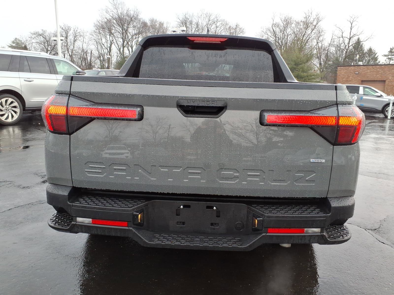 Used 2025 Hyundai Santa Cruz SEL AWD/4WD image 6