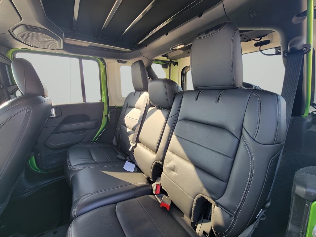 Used 2019 Jeep Wrangler Unlimited Sahara image 23
