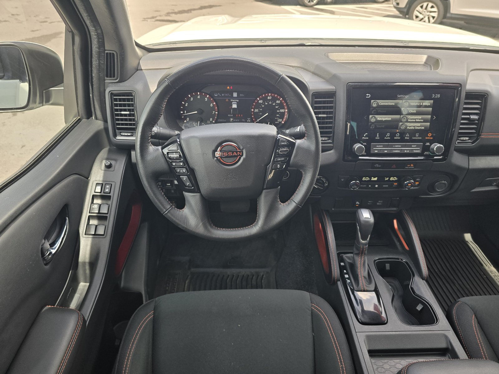Certified 2024 Nissan Frontier PRO-4X w/ Technology Package AWD/4WD image 16