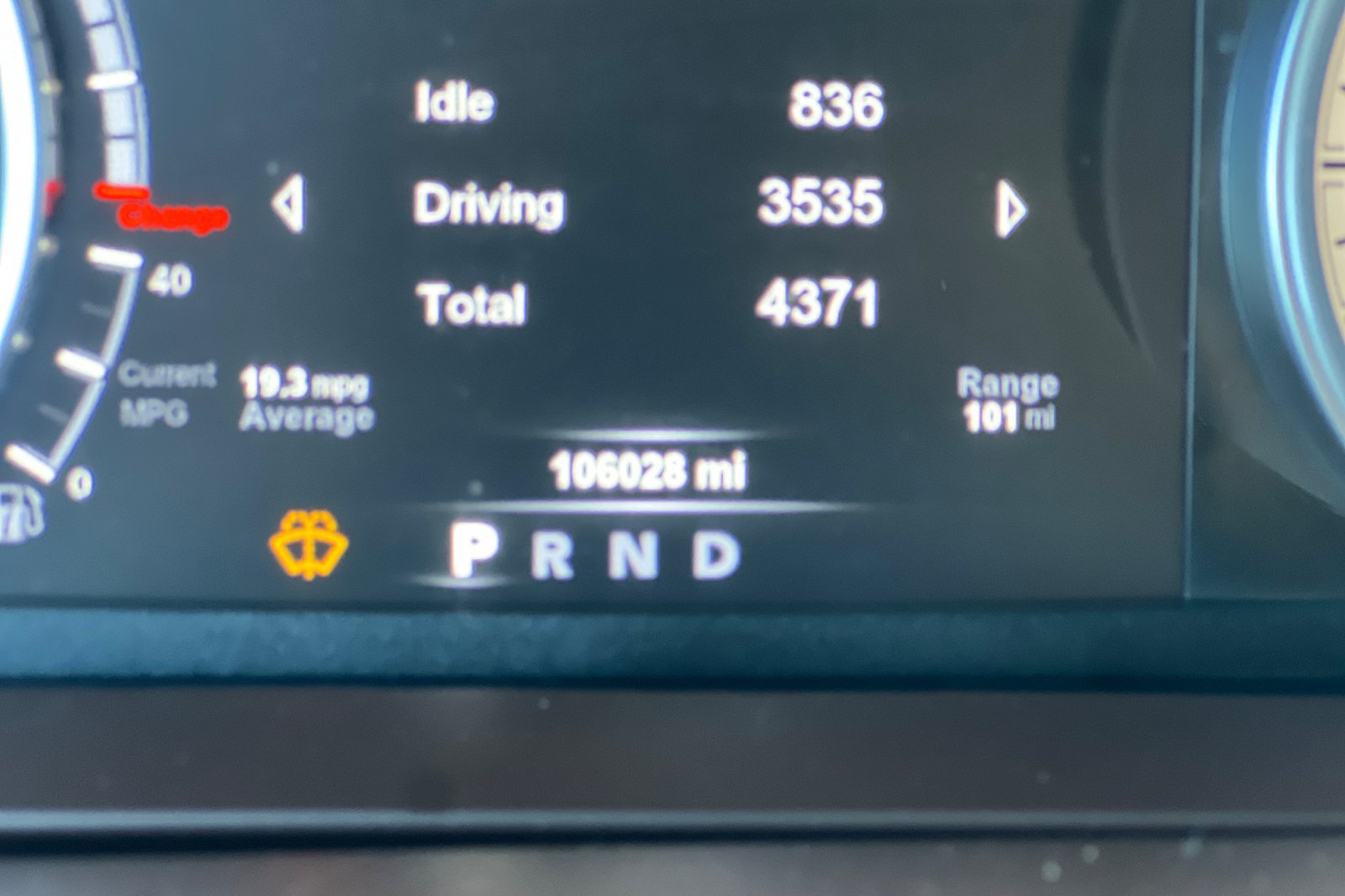 Used 2018 RAM 1500 Laramie w/ Convenience Group AWD/4WD image 31