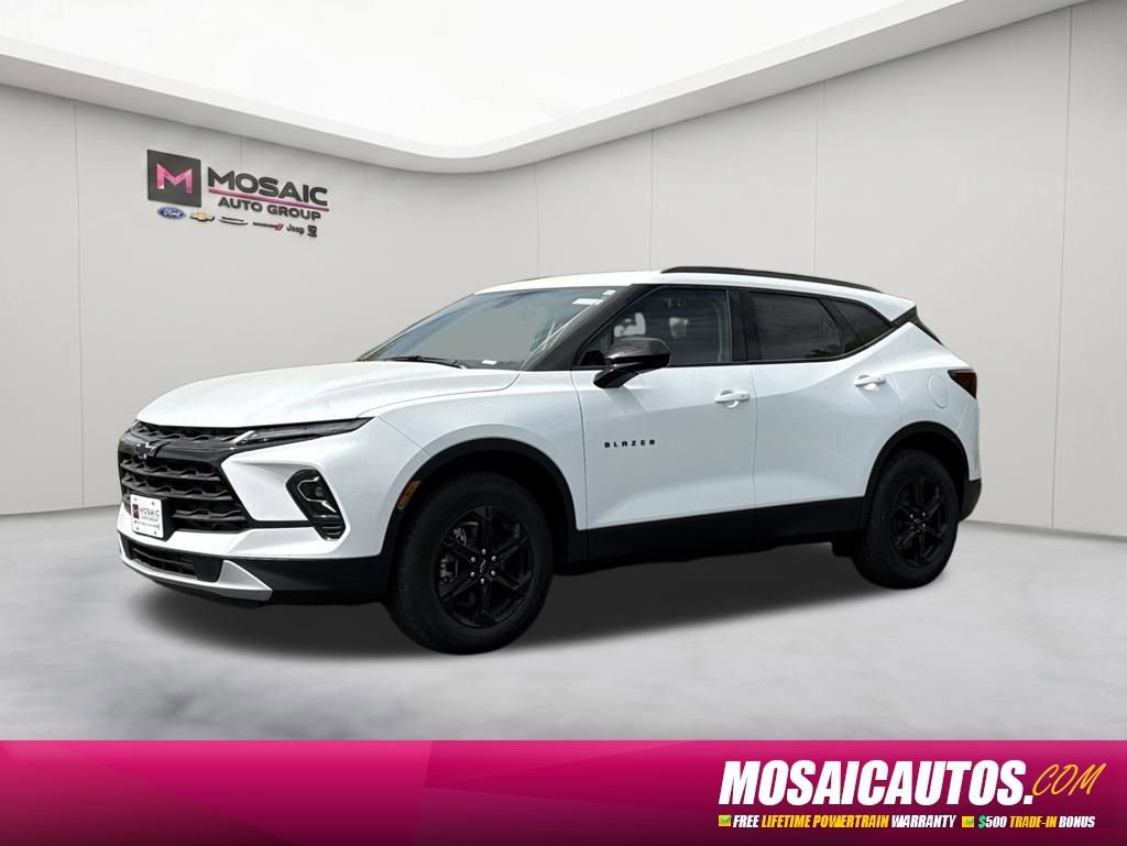 New 2026 Chevrolet Blazer LT w/ Convenience Package AWD/4WD image 3